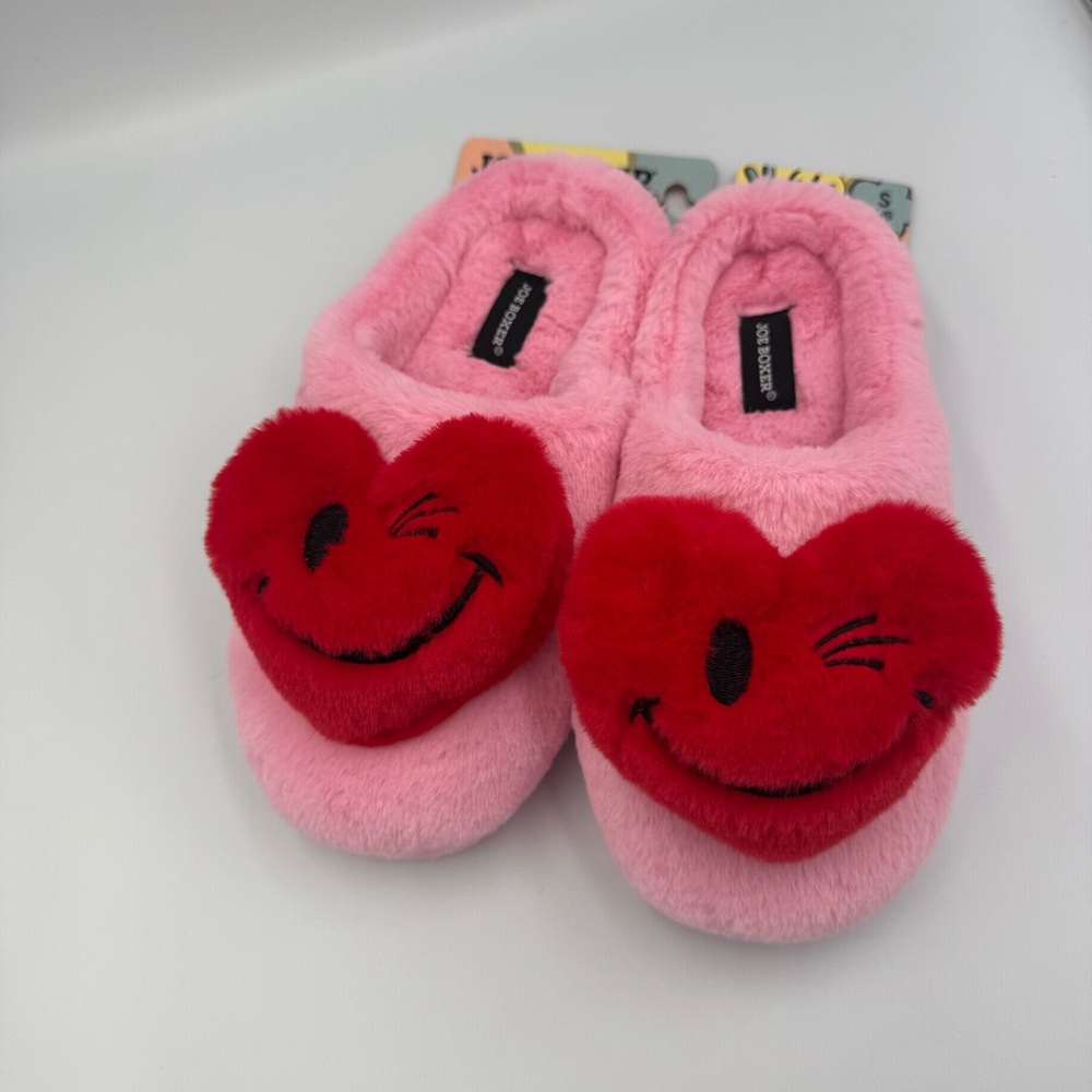 Joe Boxer Valentine’s Day Heart Red & Pink slippers Women’s size small 5/6 NWT